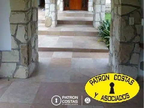 Casa en Venta al Oeste