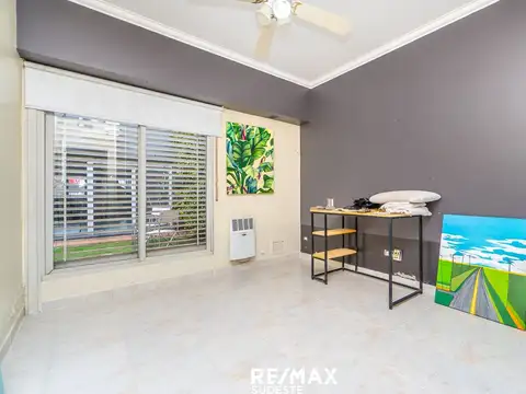 CASA  EN UNIVERSITARIO CON GRAN PATIO Y PILETA  