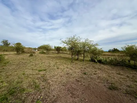 LOTE EN VENTA CON VISTA AL VALLE Y A LAS SIERRAS