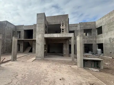 Depto Tipo Casa en Venta de 4 ambientes