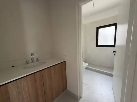 VENTA CASA 3 DORMITORIOS JARDINES DE SAN LORENZO