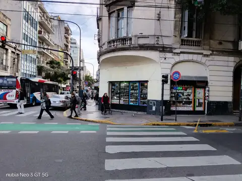 Lavalle 2200