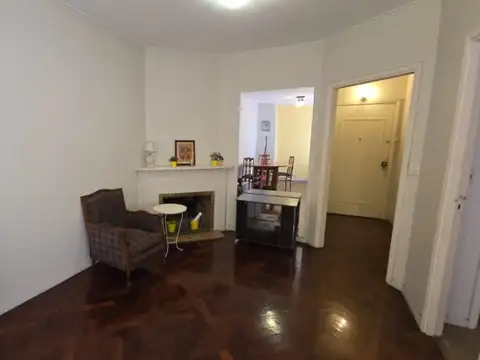 Av del Libertador 844