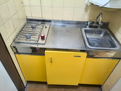 Oficina 2 ambientes con 1 baño