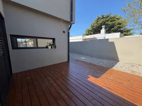 Casa en Alquiler al Este