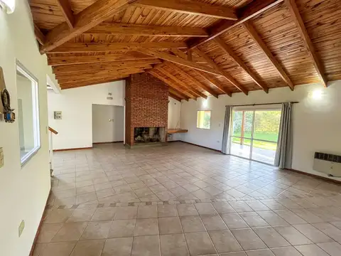 Casa en Alquiler en Chacra Los Raigales, USD 1.500