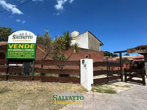 Local en Venta en Alfar, USD 235.000