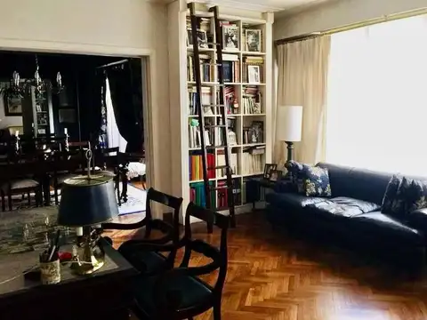 Departamento en Alquiler de 5 ambientes