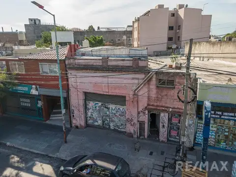 Avenida Rivadavia 17600