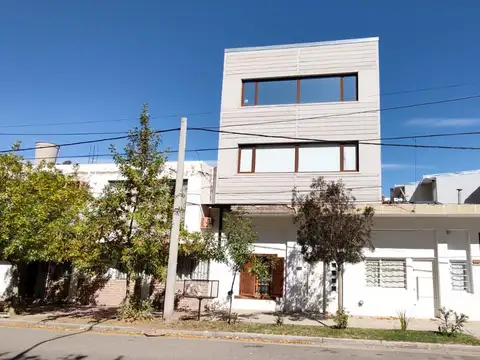 Casa en  venta 4 dormitorios.