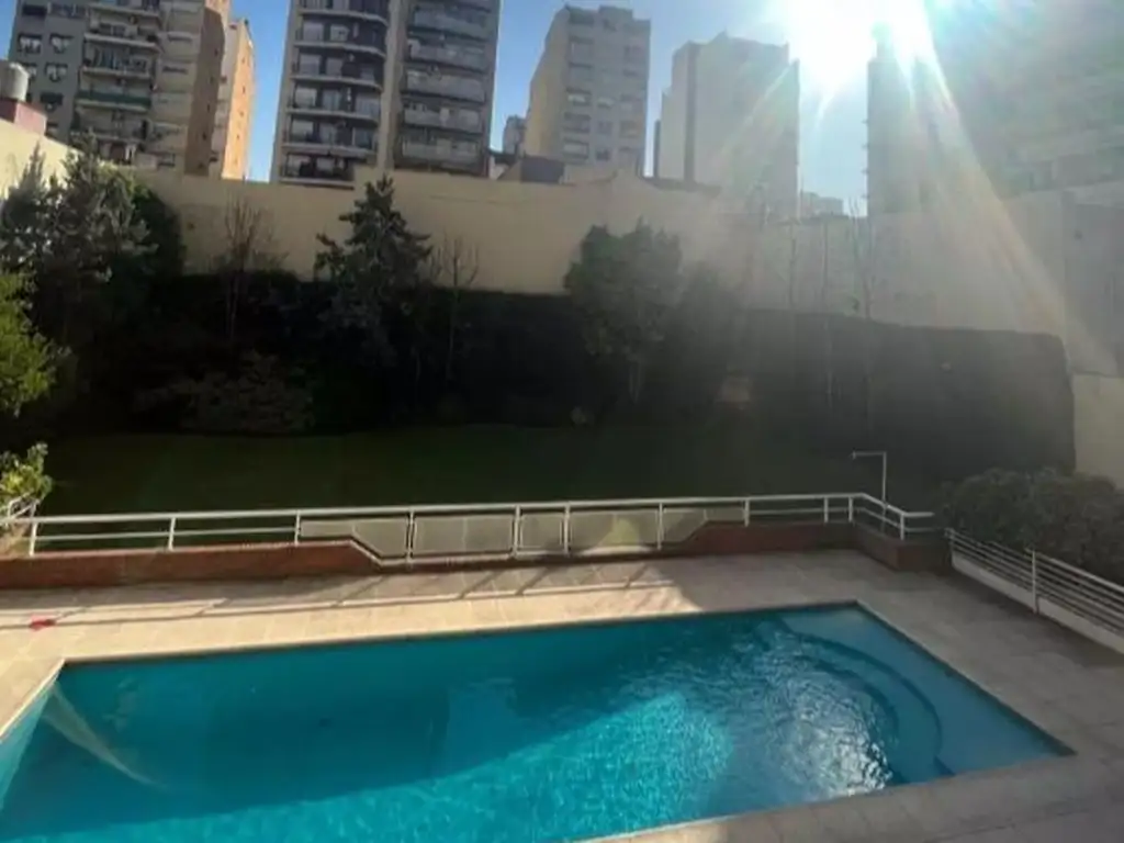 Av Directorio 600, Piso 1