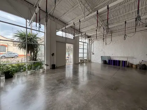 LOCAL EN VENTA EN BRAGADO