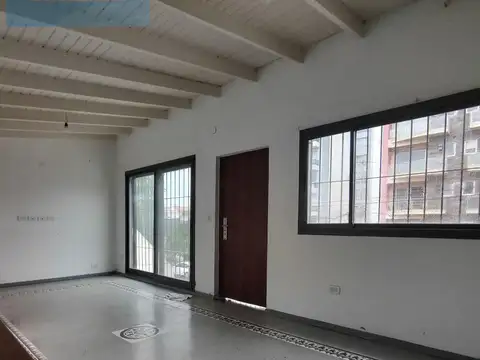 Depto Tipo Casa 2 ambientes con 1 baño