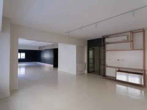Departamento 6 ambientes con 2 baños
