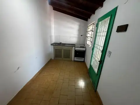Depto Tipo Casa en Venta en Munro, USD 78.000