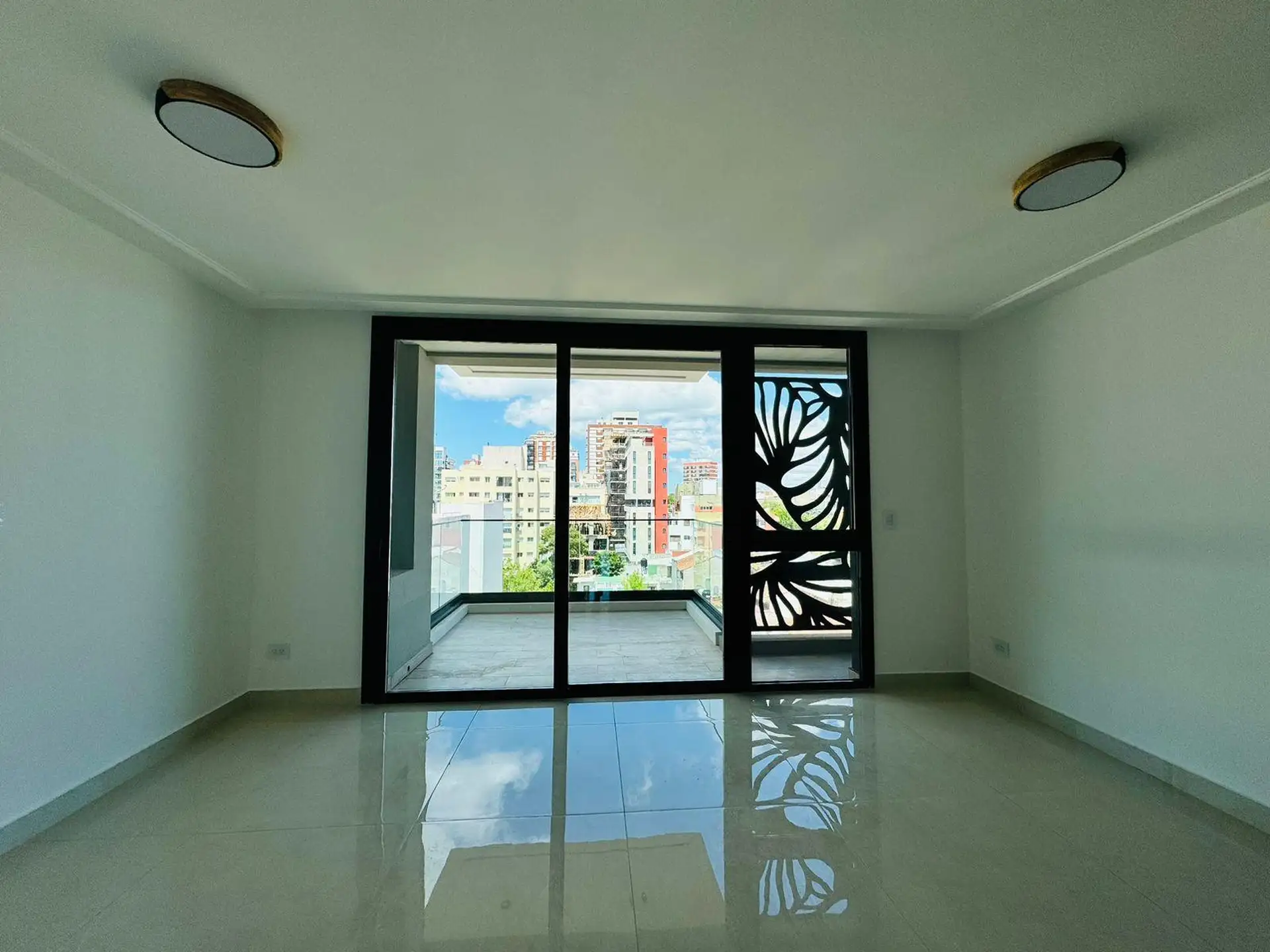 Departamento de dos ambientes a estrenar con balcón terraza — Saavedra 100