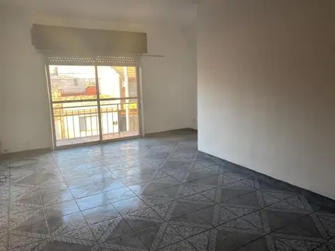 Casa en Alquiler en Zárate, $ 800.000