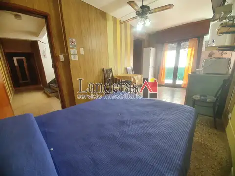 VENTA EN BLOCK - 3 Locales + 8 Departamentos de 2 y 1 amb. - UNA CUADRA DEL MAR