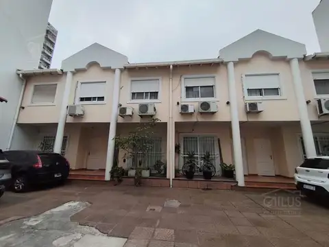 Depto Tipo Casa en Venta de 4 ambientes