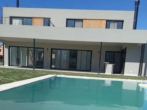 Casa en Venta en Pilara, USD 485.000