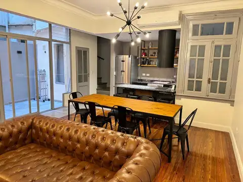 Venta. Depto. 4 Ambientes. Riobamba y Santa Fe.