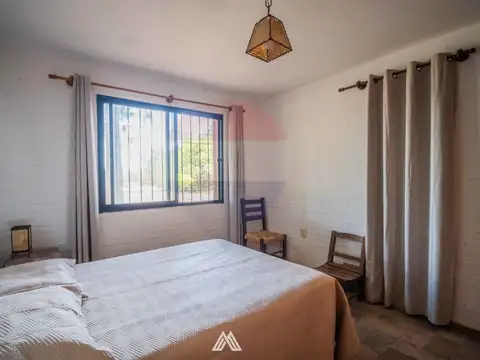 VENTA CASA 3 DORMITORIOS Y APTO JOAQUÍN SUÁREZ