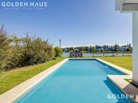 Venta casa 5 ambientes al lago con piscina en Canning