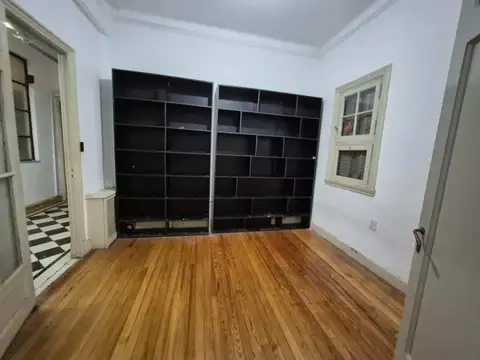 Departamento 5 ambientes con 1 baño