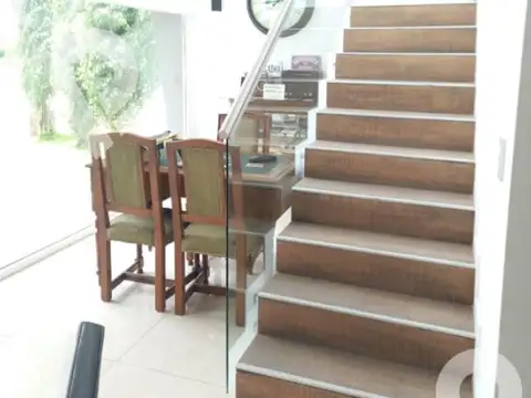 Casa en Venta en El Rebenque Barrio Privado