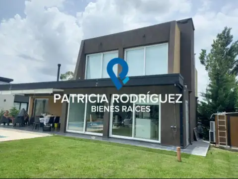 Casa en Venta en El Rebenque Barrio Privado