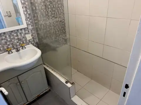 Departamento Monoambiente en venta Barracas. Piso alto. Ideal inversores.