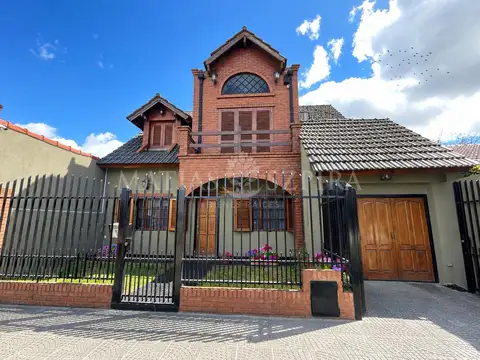 Casa en venta 5 ambientes, San Antonio de Padua, Merlo