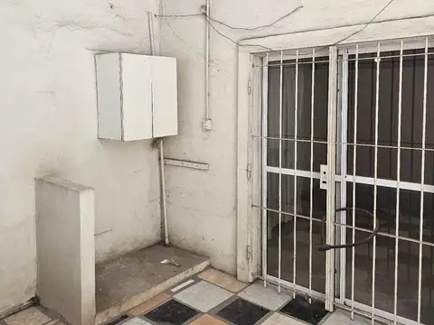 Depto Tipo Casa en Venta en Villa Dominico, USD 63.000