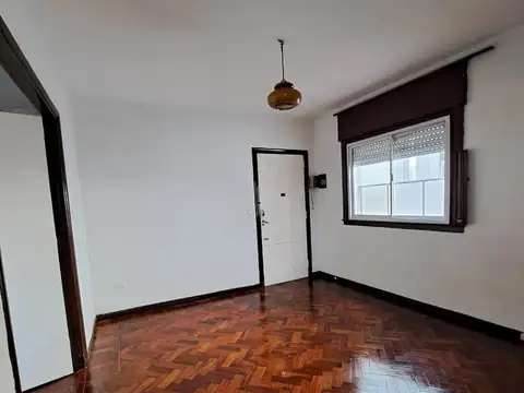 Departamento en Venta en Parque Chacabuco, USD 64.000