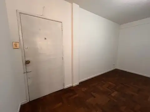Bartolome Mitre 4200, Piso 1
