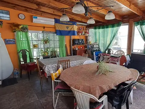 Casa en Venta con 1 cochera