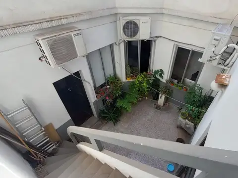 Depto Tipo Casa en Venta con 1 cocheras