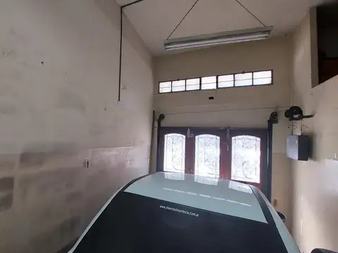 Depto Tipo Casa 4 ambientes con 3 baños