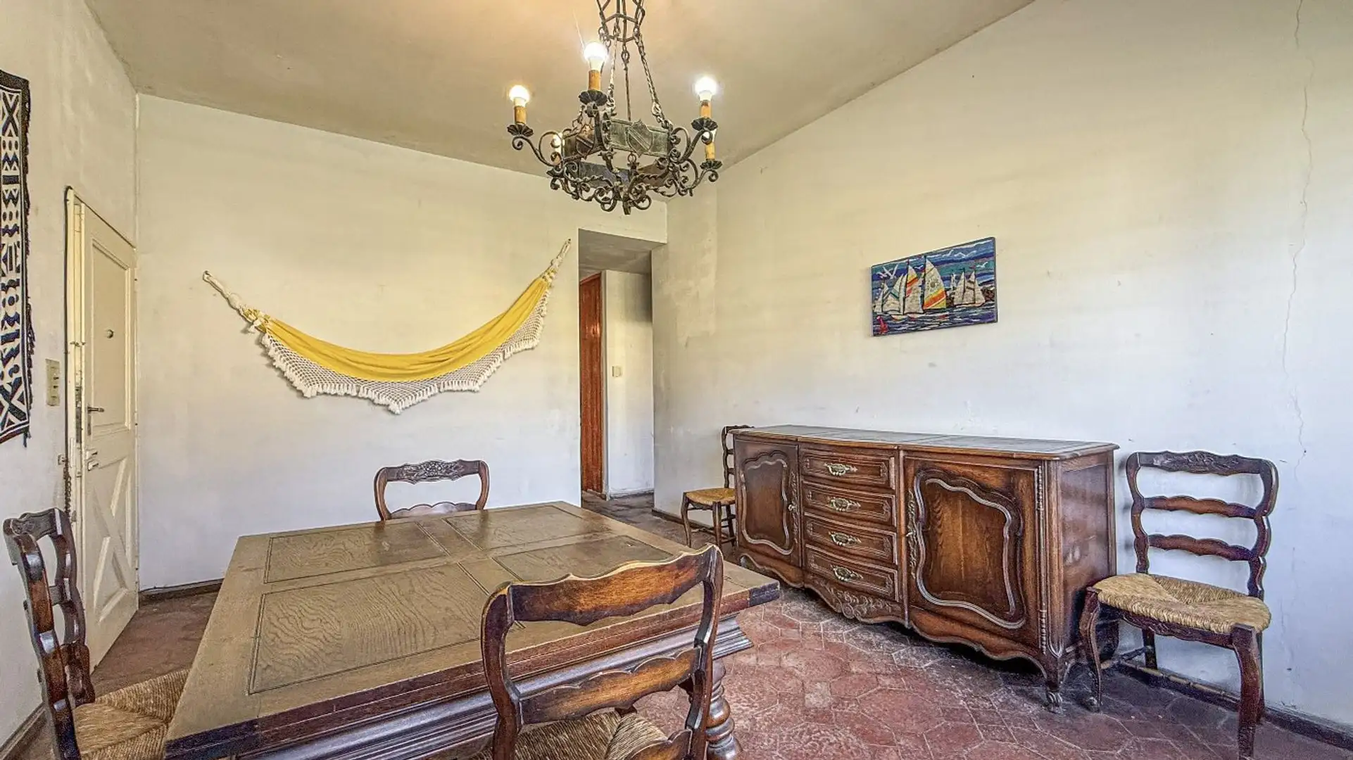 VENTA CASA 4 AMB CON GARAGE Y JARDIN LOS PINARES