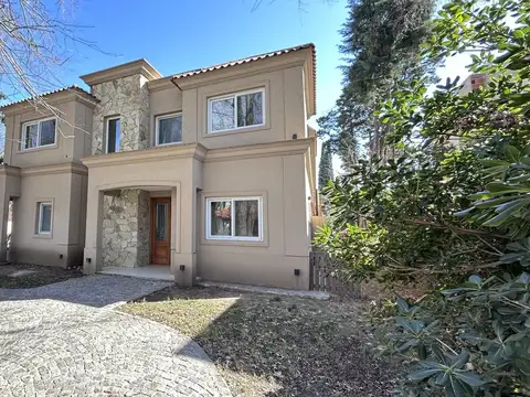 Casa en Venta en Mapuche Country Club, USD 430.000