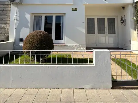 EN VENTA - SOBRE LA MEJOR CALLE DE CHASCOMUS