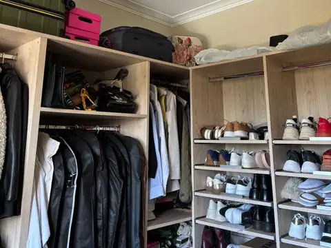 EN VENTA - SOBRE LA MEJOR CALLE DE CHASCOMUS