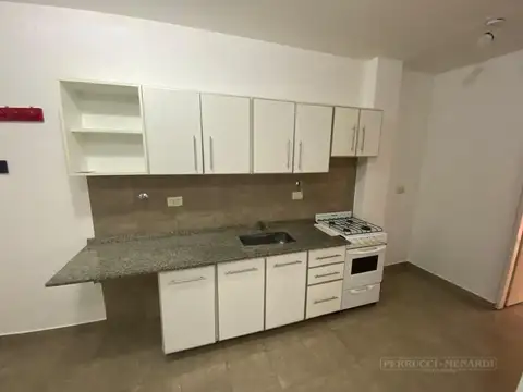 Departamento en Alquiler en Jose Leon Suarez, $ 450.000