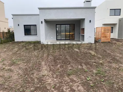 Oficina en Venta en Pilar Del Este - Santa Elisa, USD 180.000