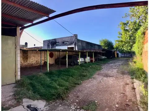 Genaro Roldan 870