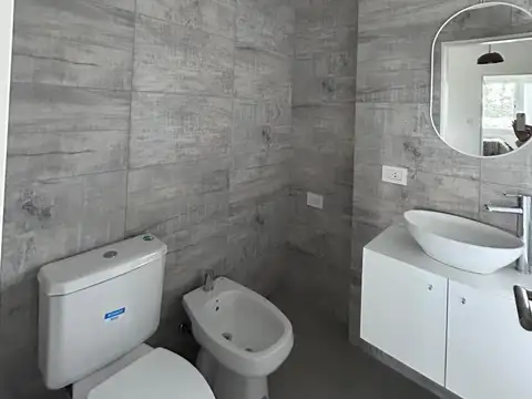Casa en Venta en Garin, USD 155.000