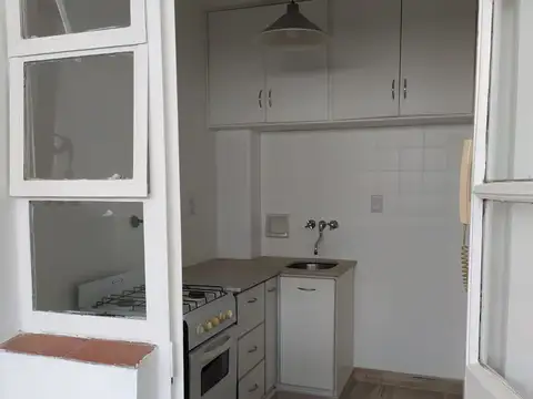 Departamento en Alquiler en Olivos, $ 750.000