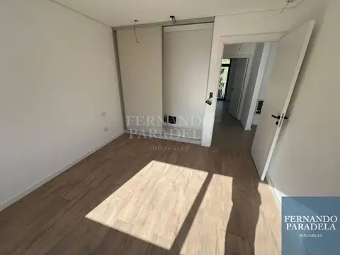 Casa en Alquiler con 1 cochera