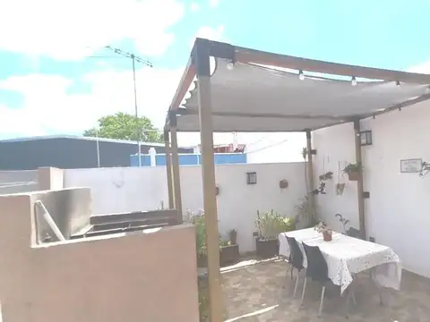 Depto Tipo Casa en Venta al Sudoeste