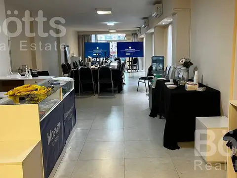 Oficina en venta en Recoleta 